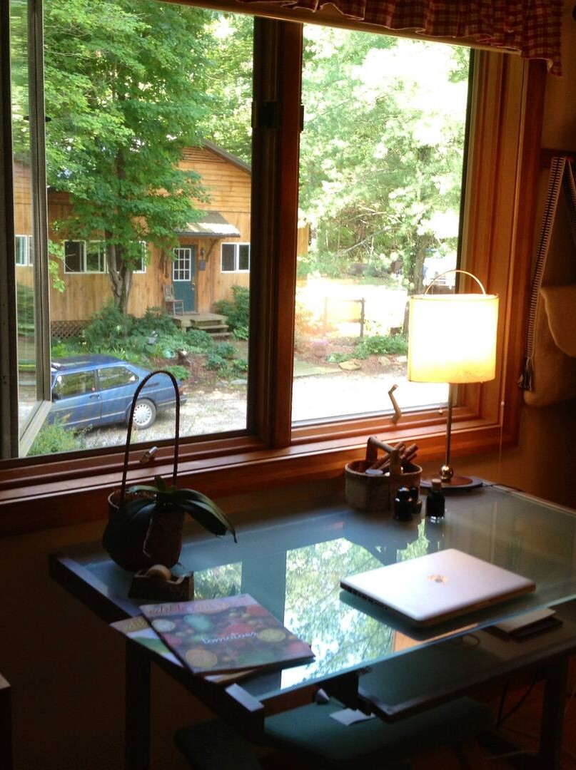
 
South Room Desk looking out to Studio
 
 